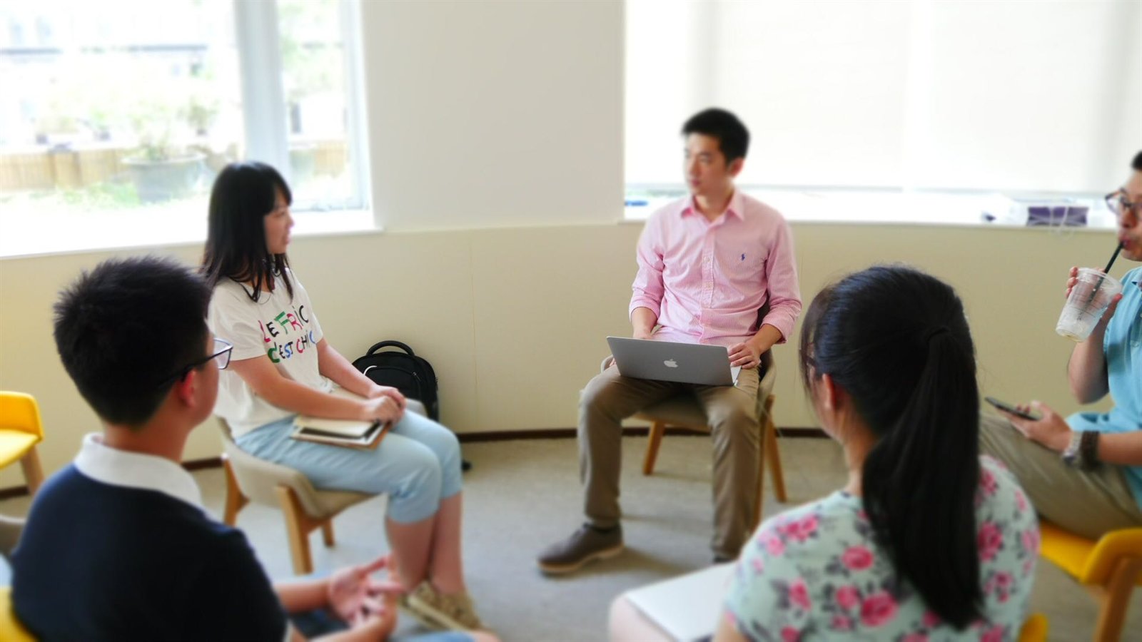 Merigate 顧問與學生諮詢交流